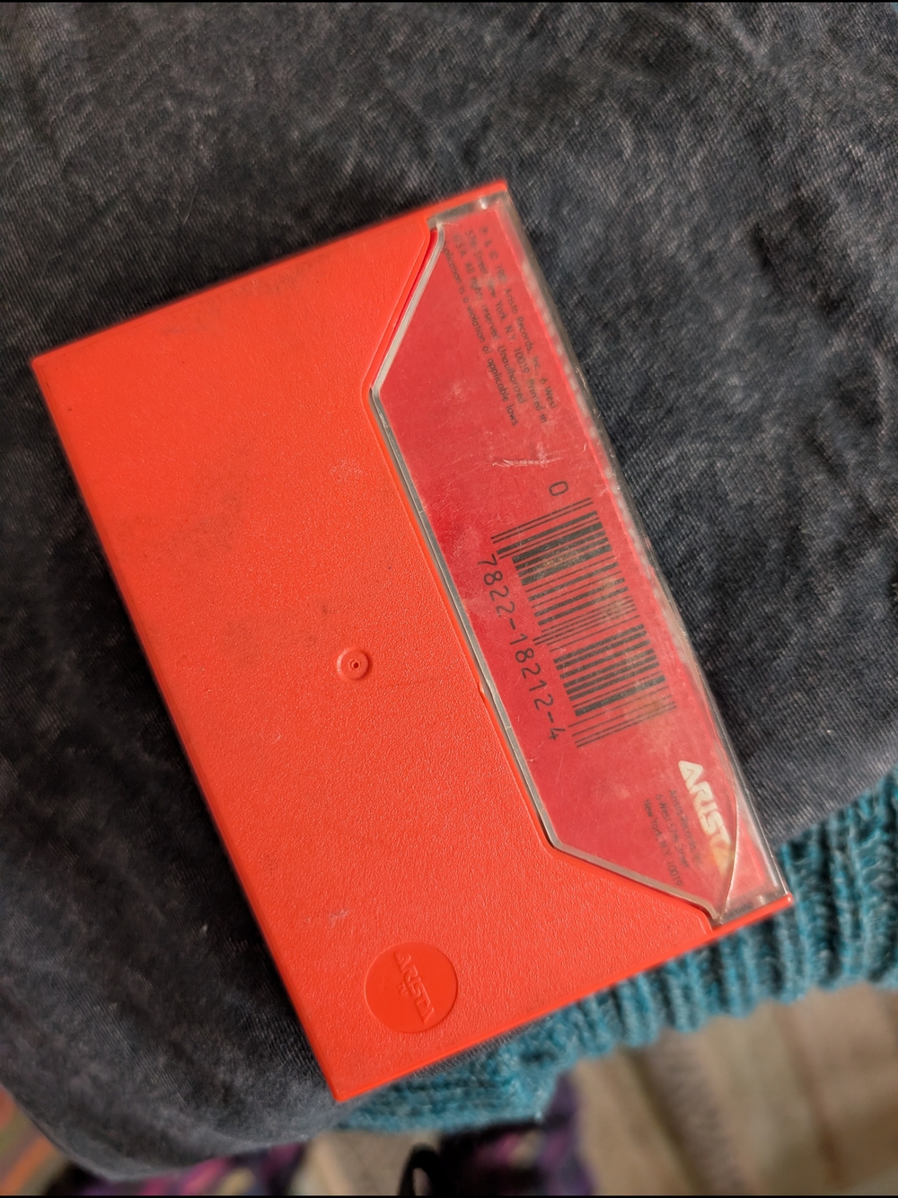 Whitney Houston Self Titled Cassette Tape Original Vintage Red Case - Picture 6 of 6